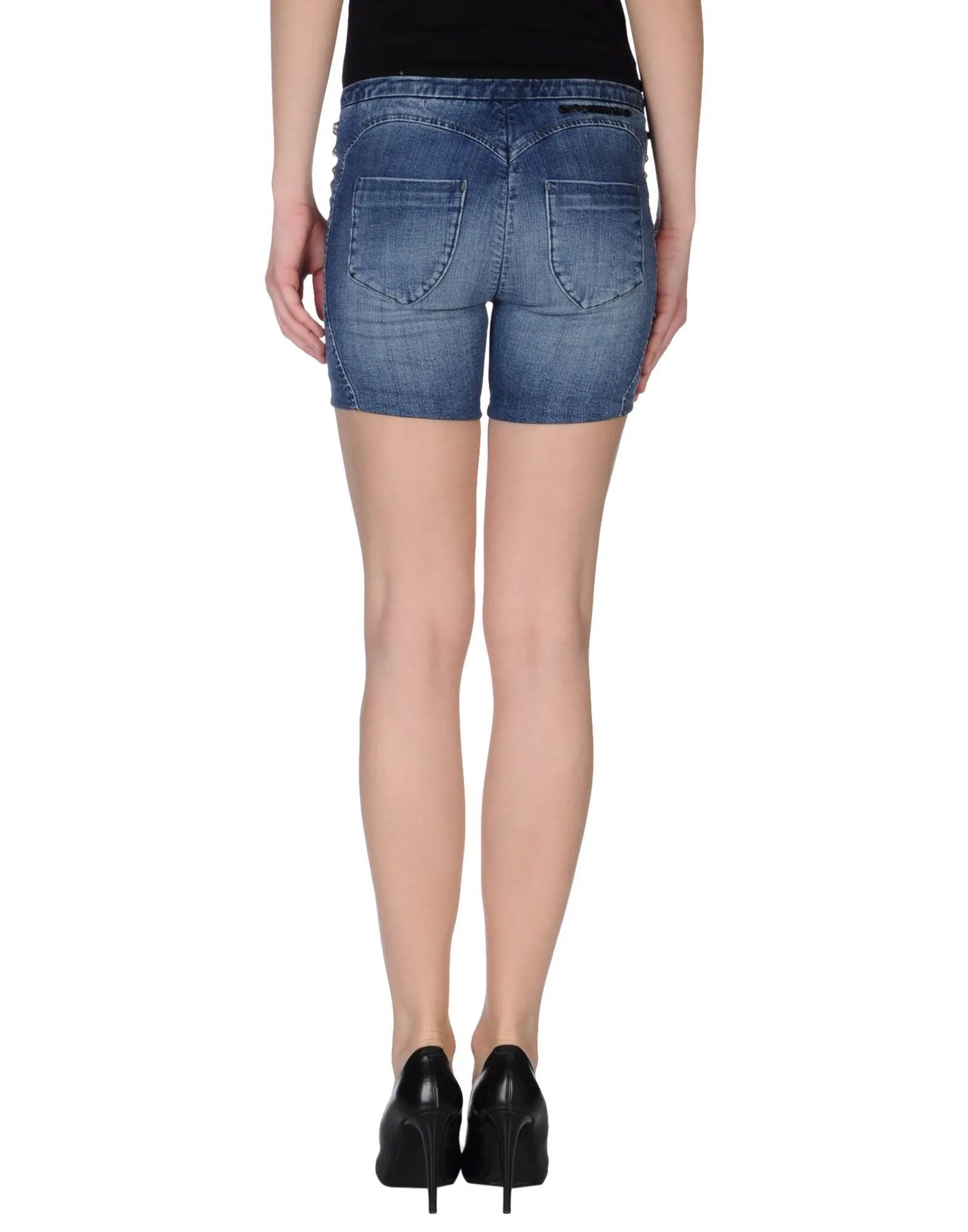 LEROCK Women's Medium Blue Studded Denim Shorts Sz 26 NEW