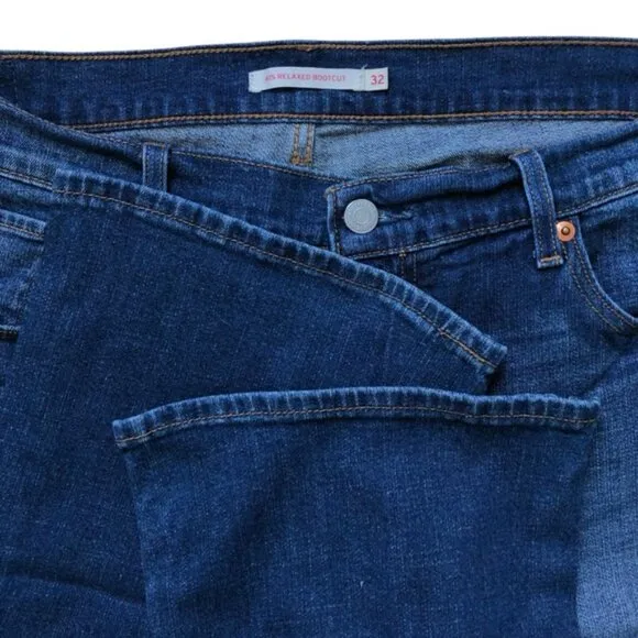 Levi’s 415 Relaxed Bootcut Size 32 Women’s Jeans