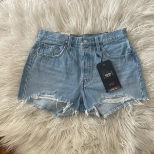 Levi’s 501 premium denim‎ distressed cotton shorts 29 NWT
