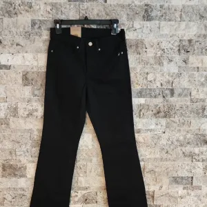 LEVIS Classic Black Women's Jeans Size 27×30 Brand New  Bootcut