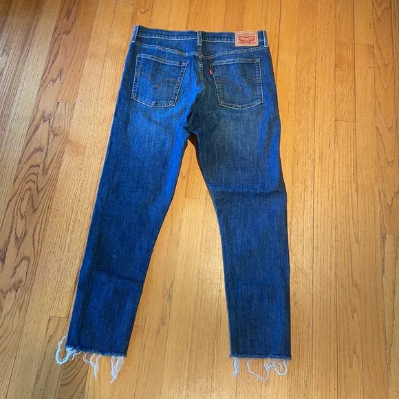 Levi’s Wedgie Skinny Button Fly Jeans