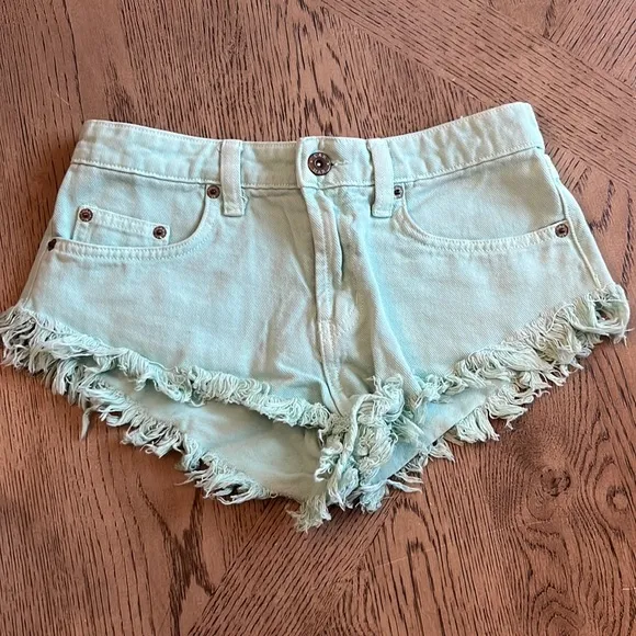 LF Carmar Distressed Denim Shorts Mint Green Size 25 EUC Women’s Denim Shorts