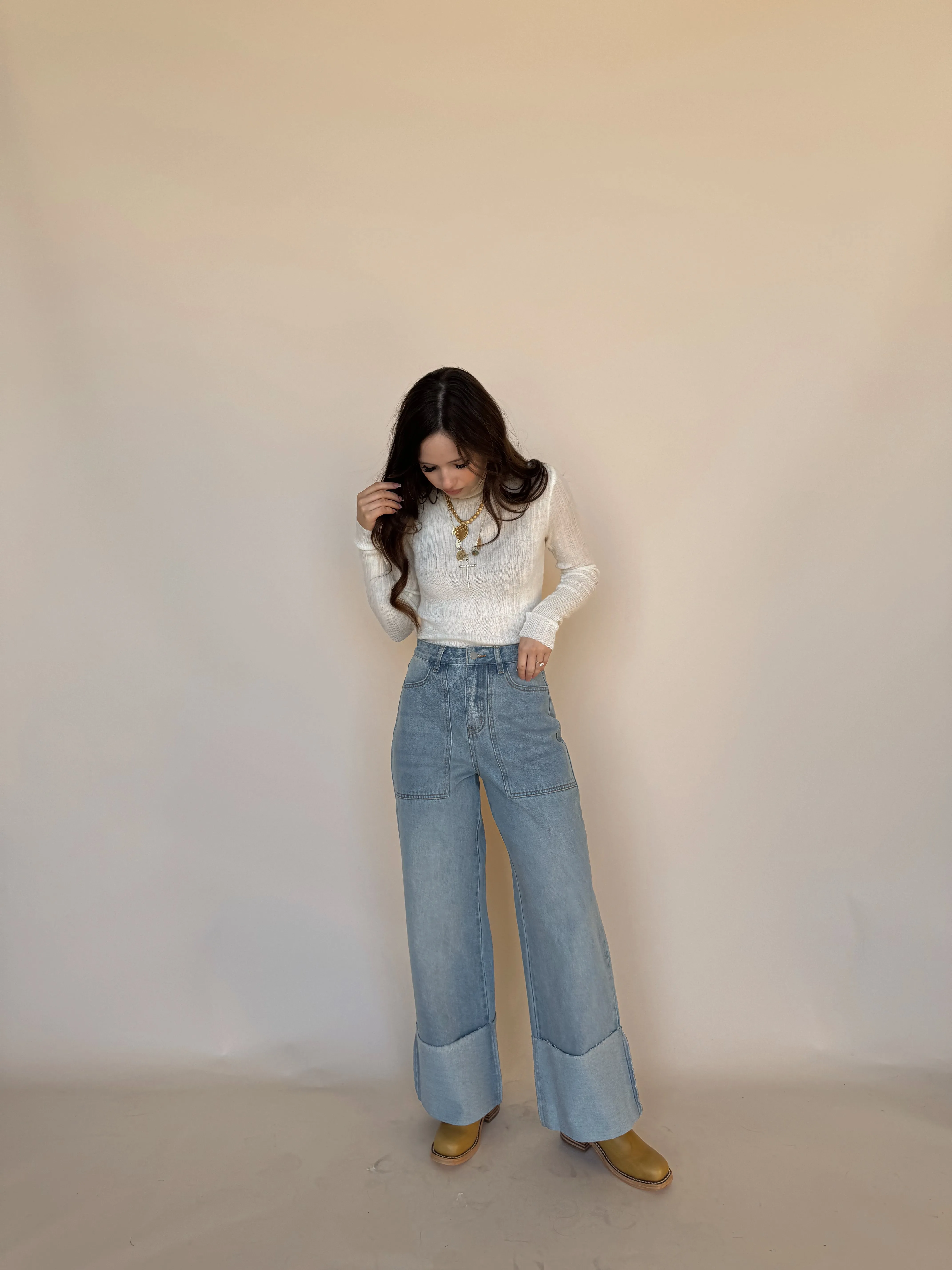 Light Cuffed Jeans