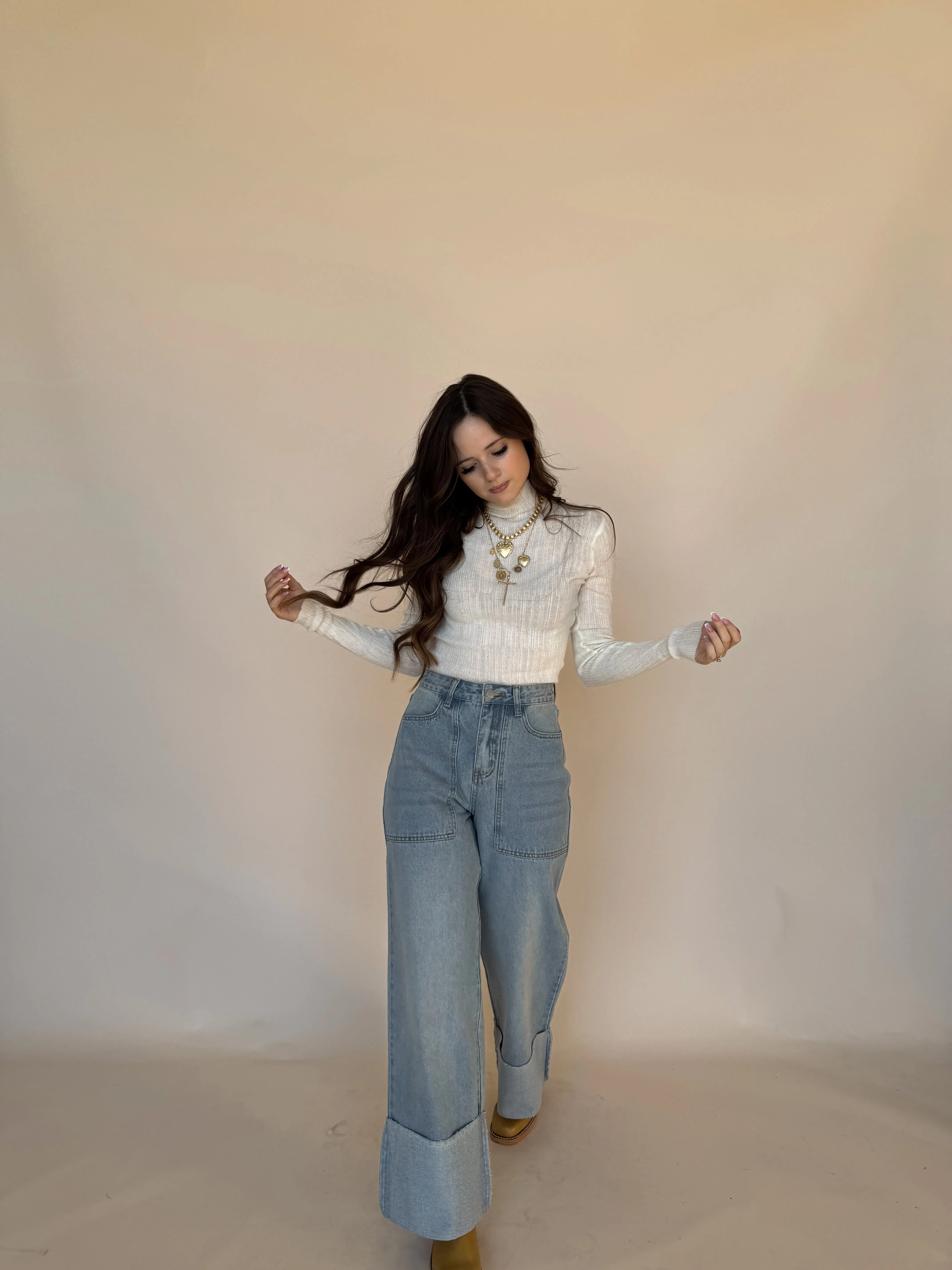 Light Cuffed Jeans