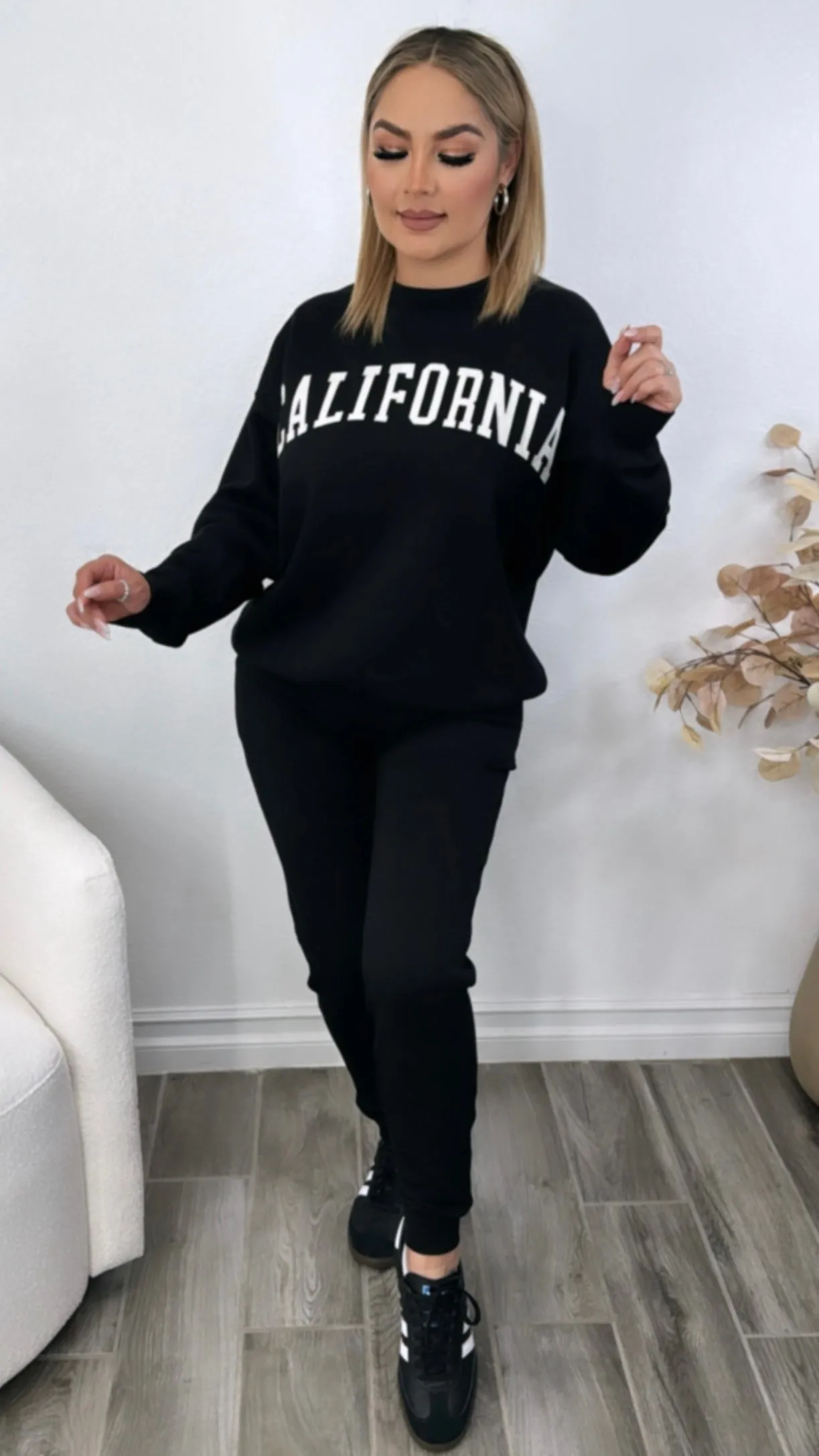 LUCCA BLACK SWEATPANTS