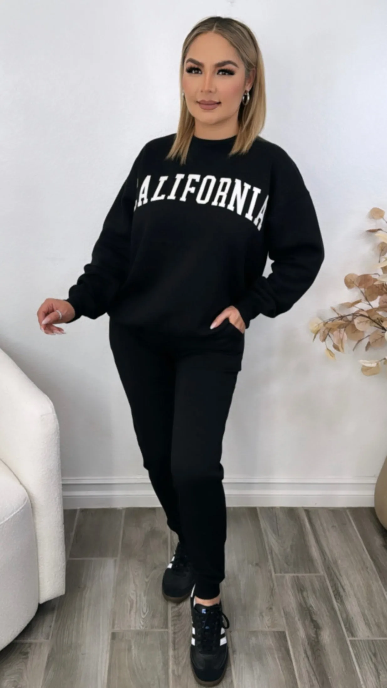 LUCCA BLACK SWEATPANTS