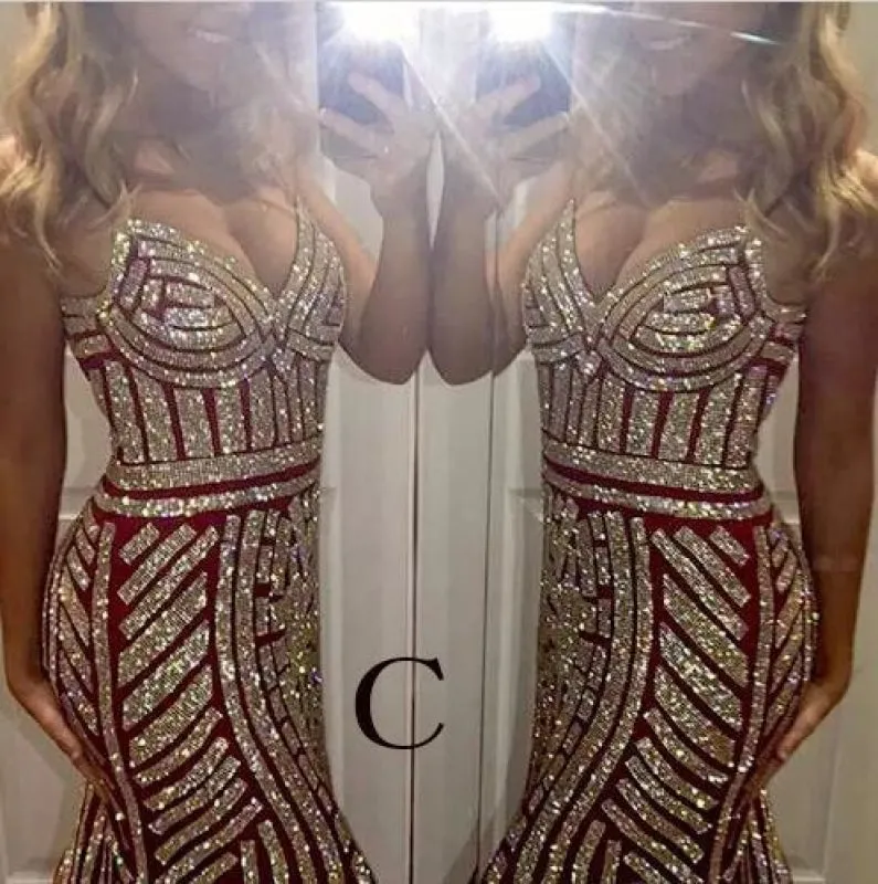 Luxurious Mermaid Spaghetti Straps V-Neck Sparkly Sweep Train Prom Party Dress