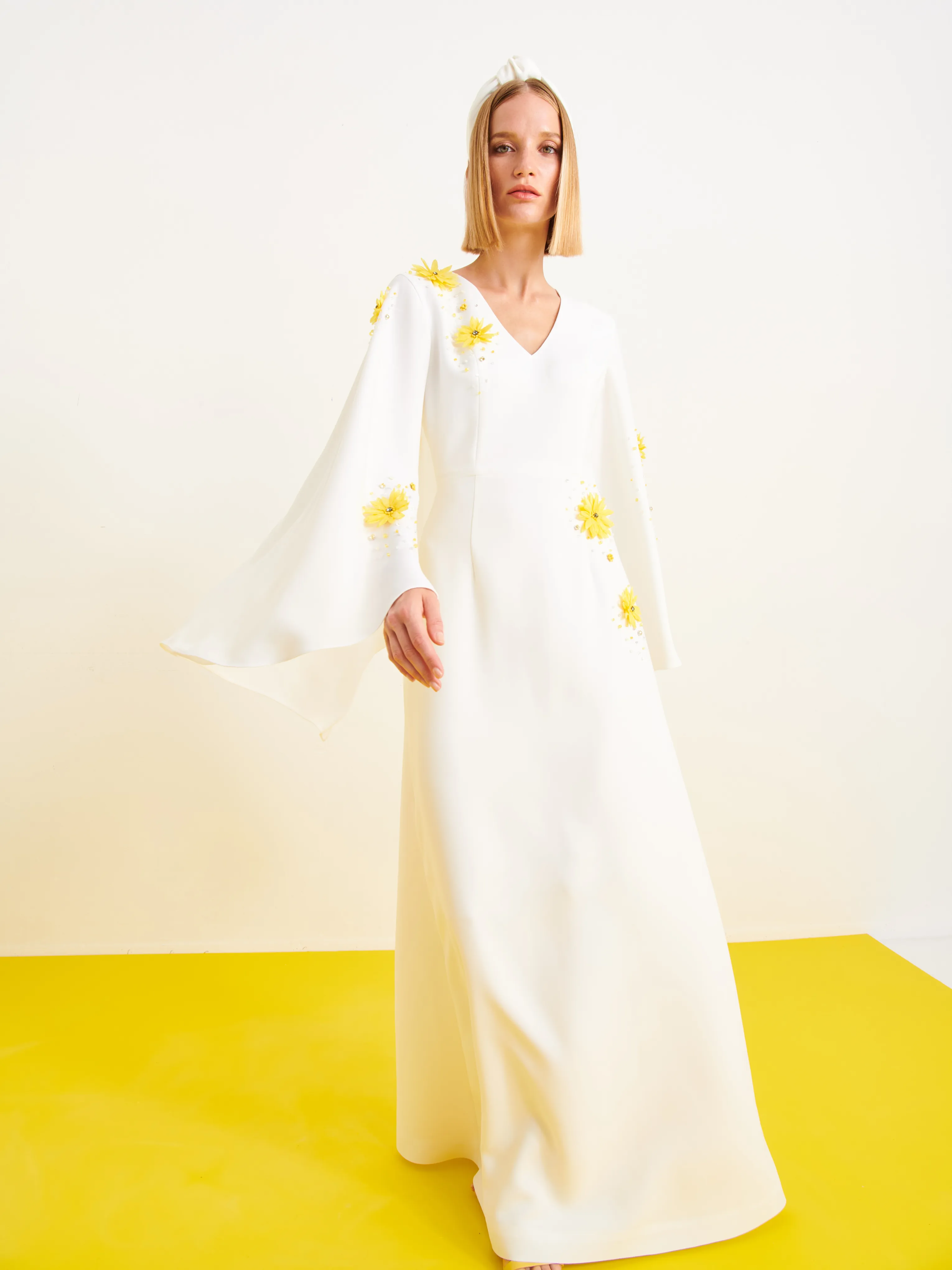 Melek V-Neck Cape Gown in White
