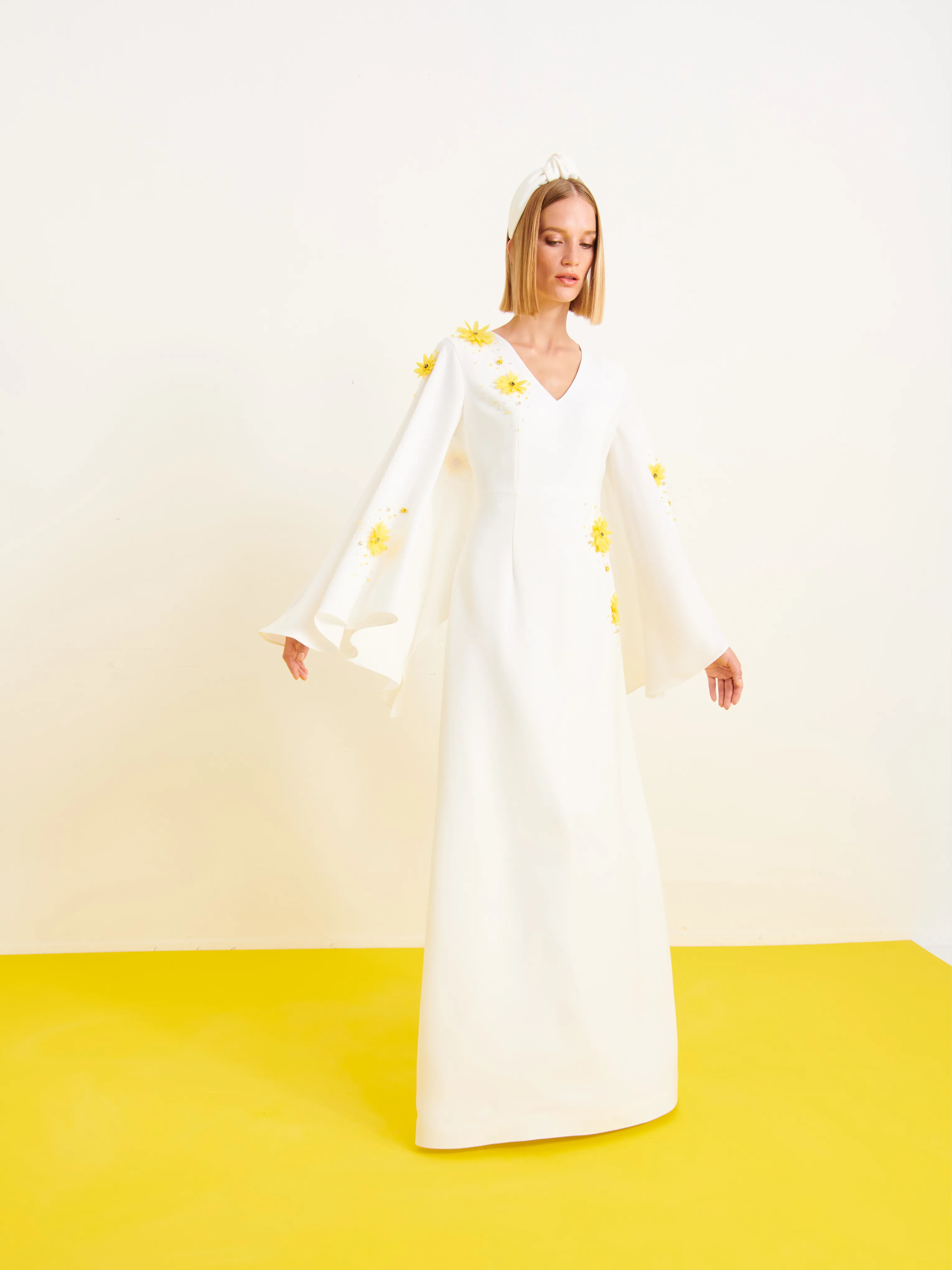 Melek V-Neck Cape Gown in White