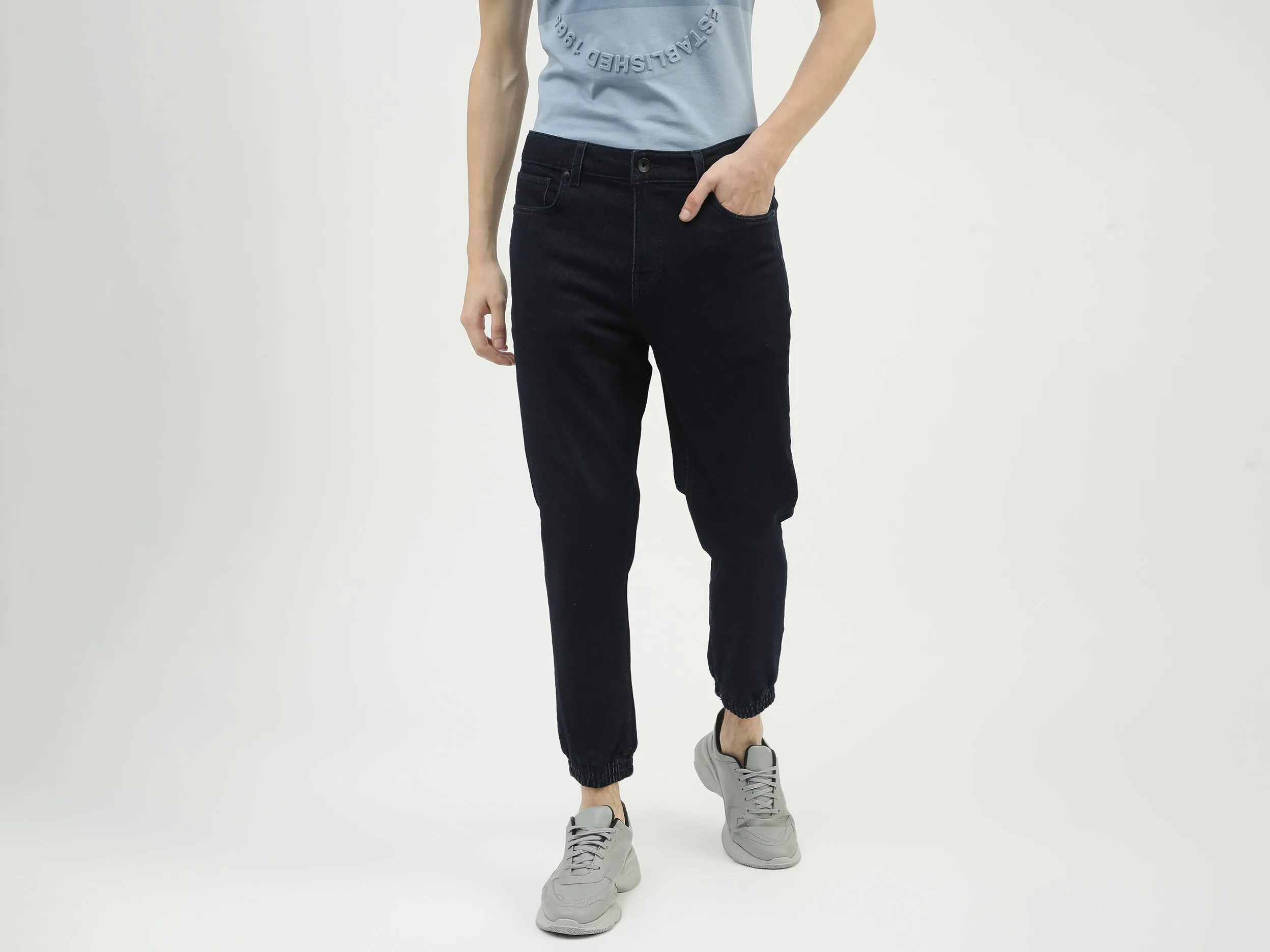 Men Solid Joggers Style Jeans
