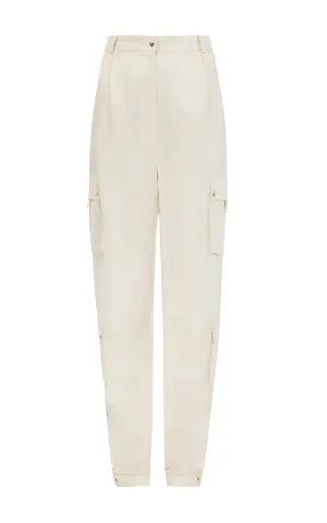 Milk pants with patch pockets
