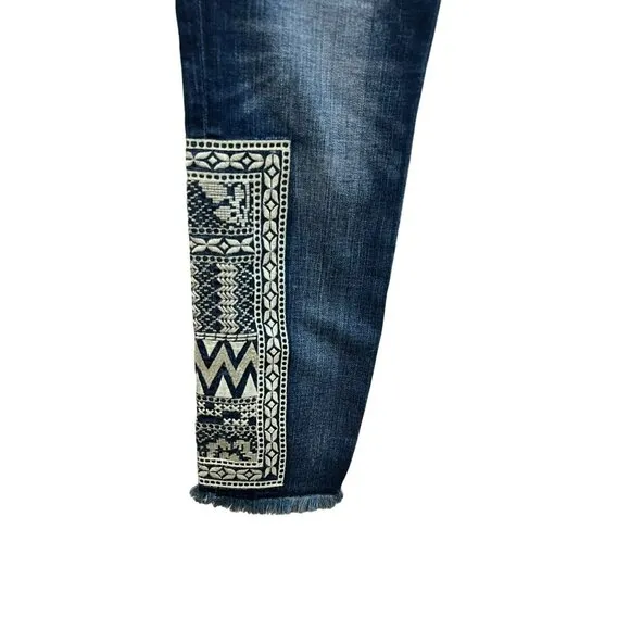 Miss Me Jeans | Miss Me Born To Be Boho Signature Ankle Skinny Jean's| Color: Bl