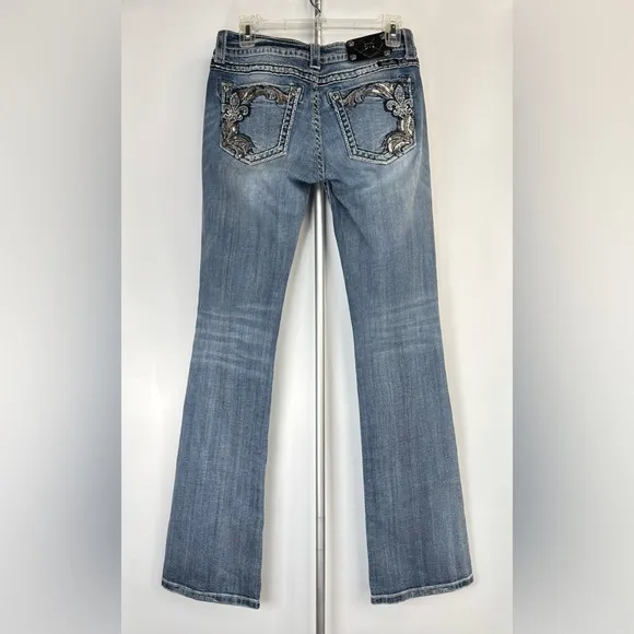 Miss Me Y2K Boot Cut Low Rise Jeans Sequin Pockets JP585382 EUC Size 28