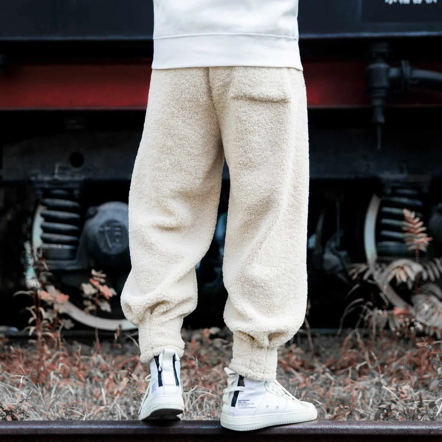 Neo Dynasty Emblem Fleece Joggers Pants