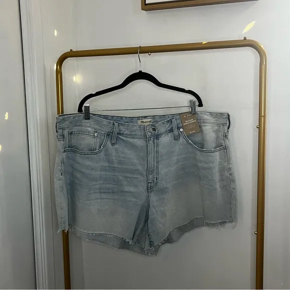New Madewell Plus Relaxed Denim Shorts in Essen Wash Size 20