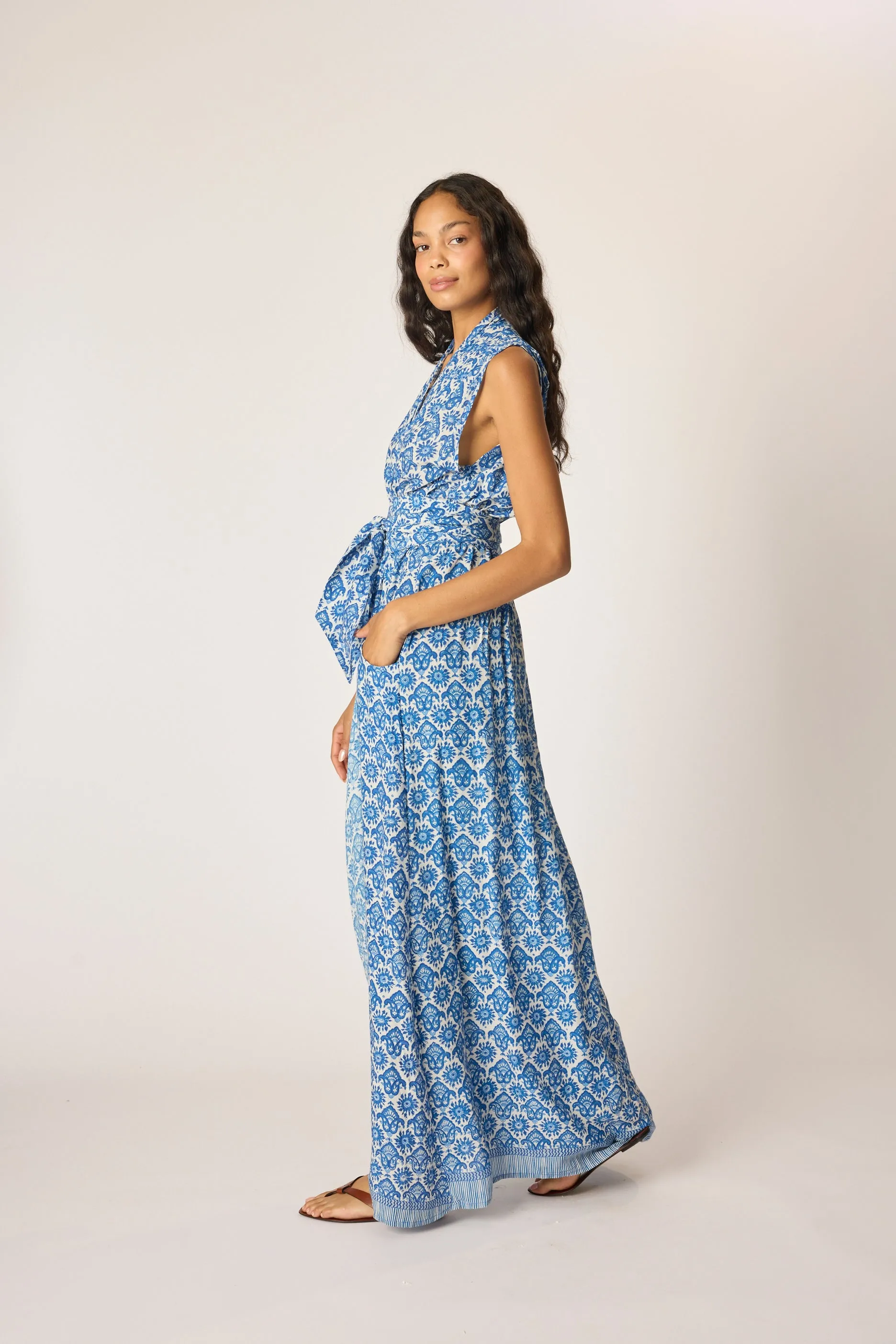NICO SLEEVELESS MAXI