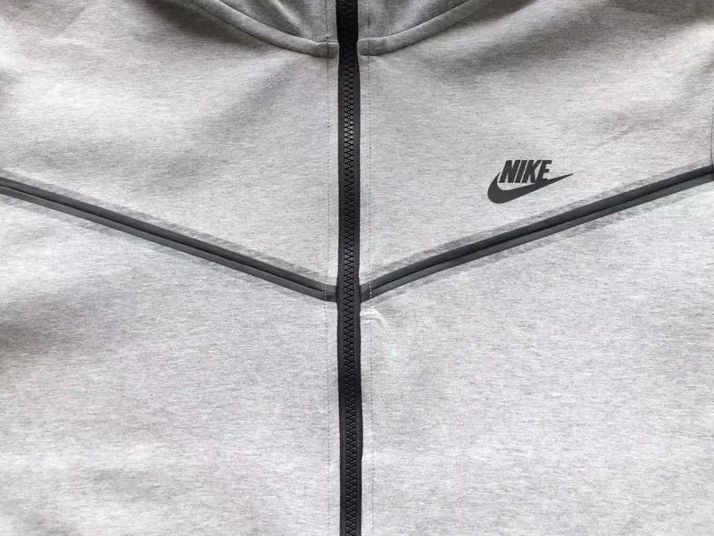 NIKE TECH FLEECE HOODIE x GREY