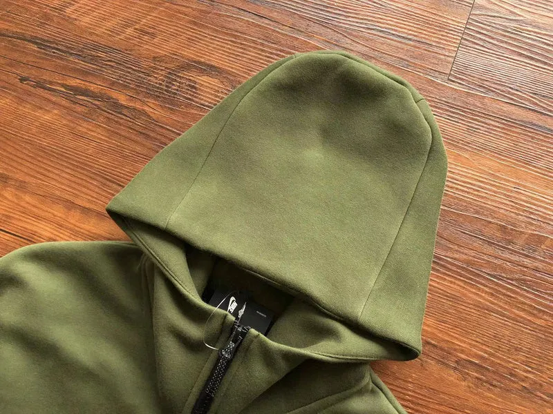 NIKE TECH FLEECE HOODIE x OLIVE GREEN