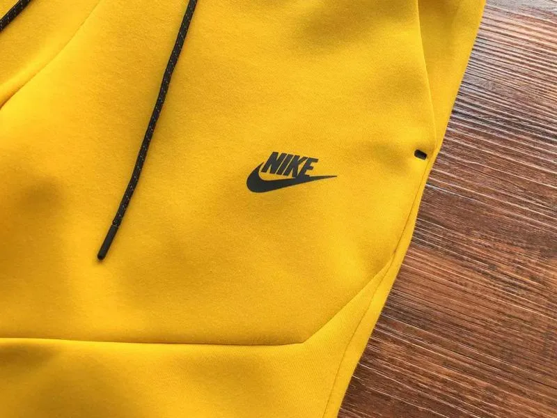 NIKE TECH FLEECE PANTS x YELLOW