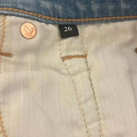 NWT 7 For All Mankind Mid Rise Roll Cuff Denim Shorts 26 Melrose‎