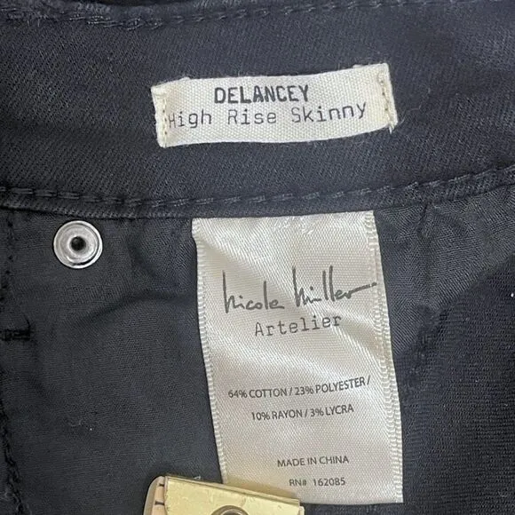 NWT-Women's Artelier Delancey Black High Rise Skinny Jeans Size 32