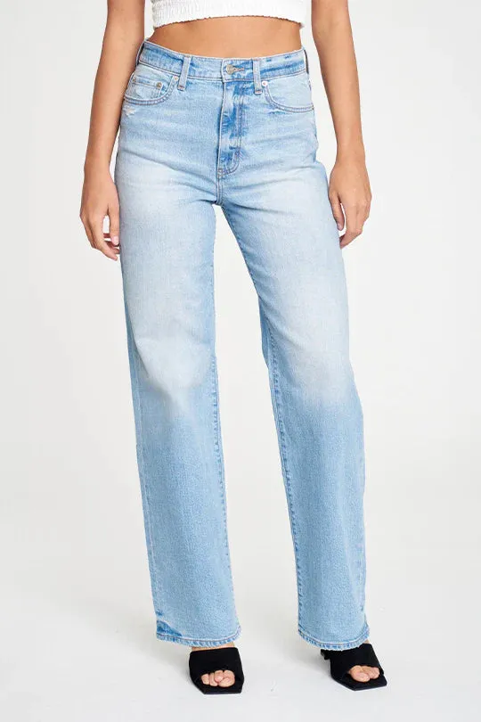 OFF-DUTY HIGH RISE JEANS