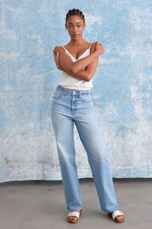 OFF-DUTY HIGH RISE JEANS