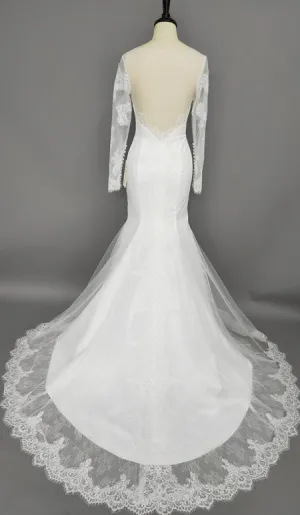 Off Shoulder Long-sleeved Sweetheart Backless Court Train Lace Dress-Z704006