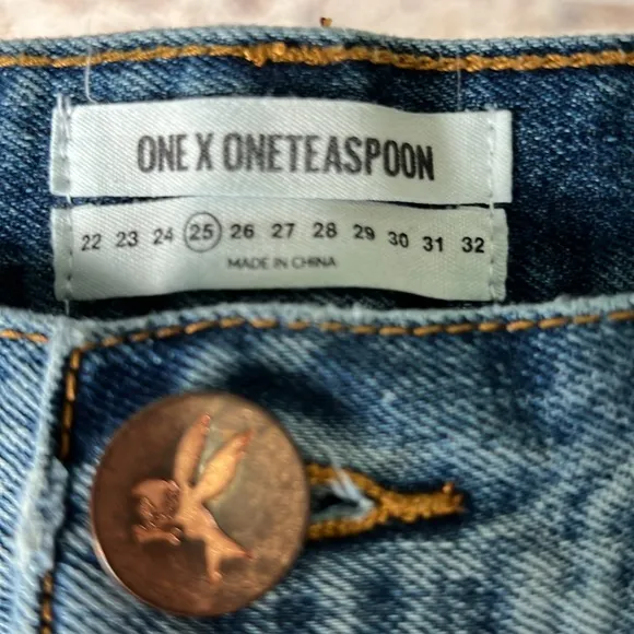 OneTeaspoon Bandit Denim Shorts size 25   A61