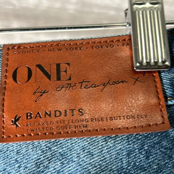 OneTeaspoon Bandit Denim Shorts size 25   A61