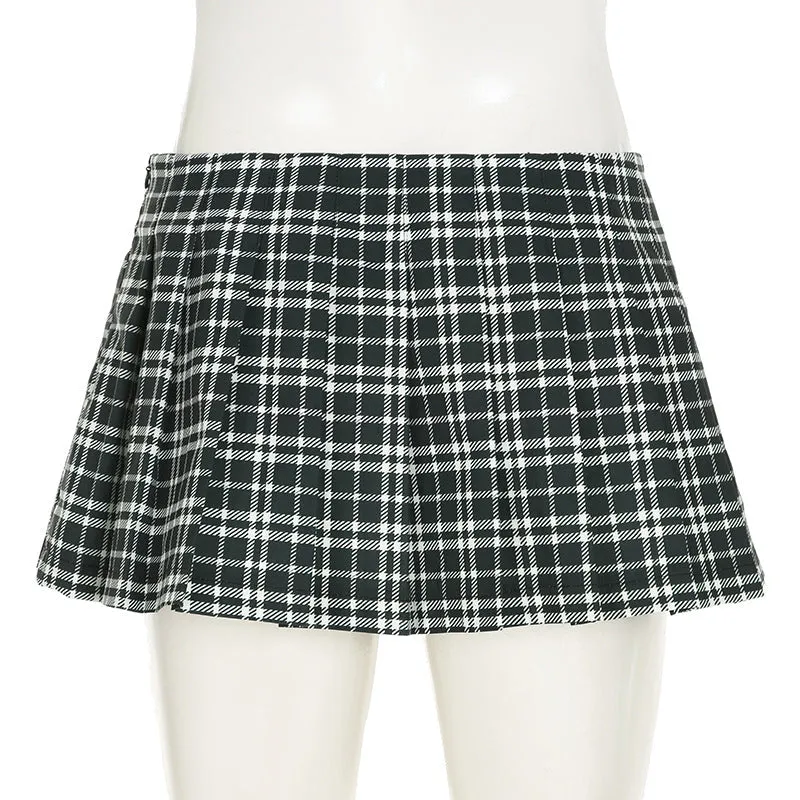 Plaid A-line pleated skirt
