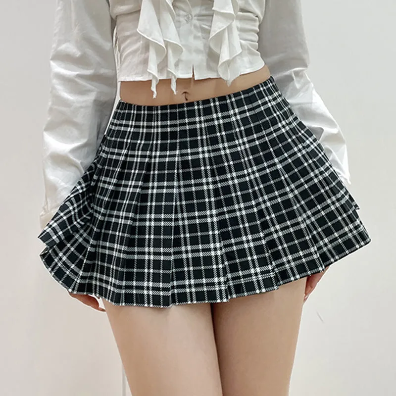 Plaid A-line pleated skirt