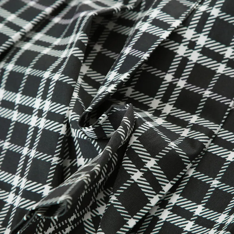 Plaid A-line pleated skirt