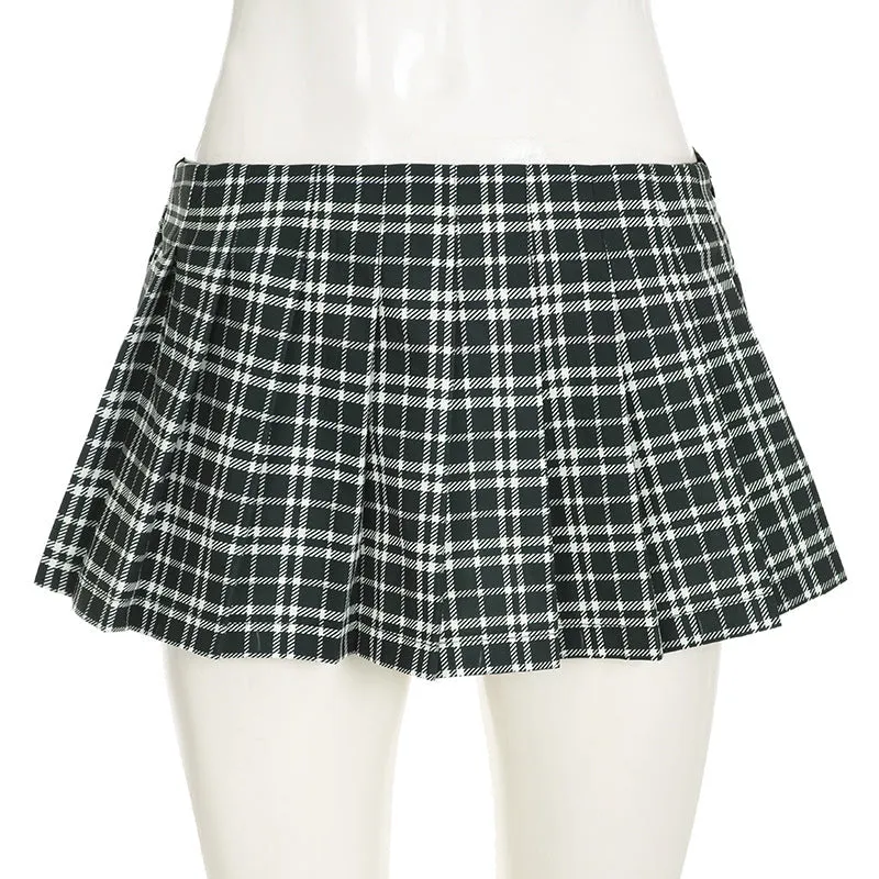 Plaid A-line pleated skirt