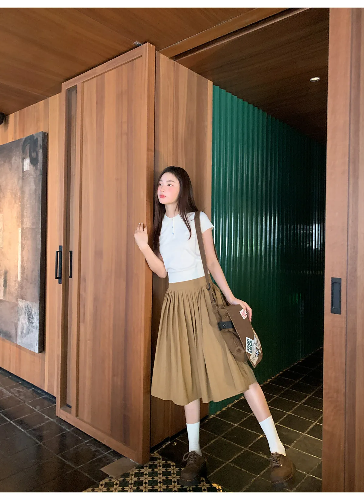 Pleated A-line skirt