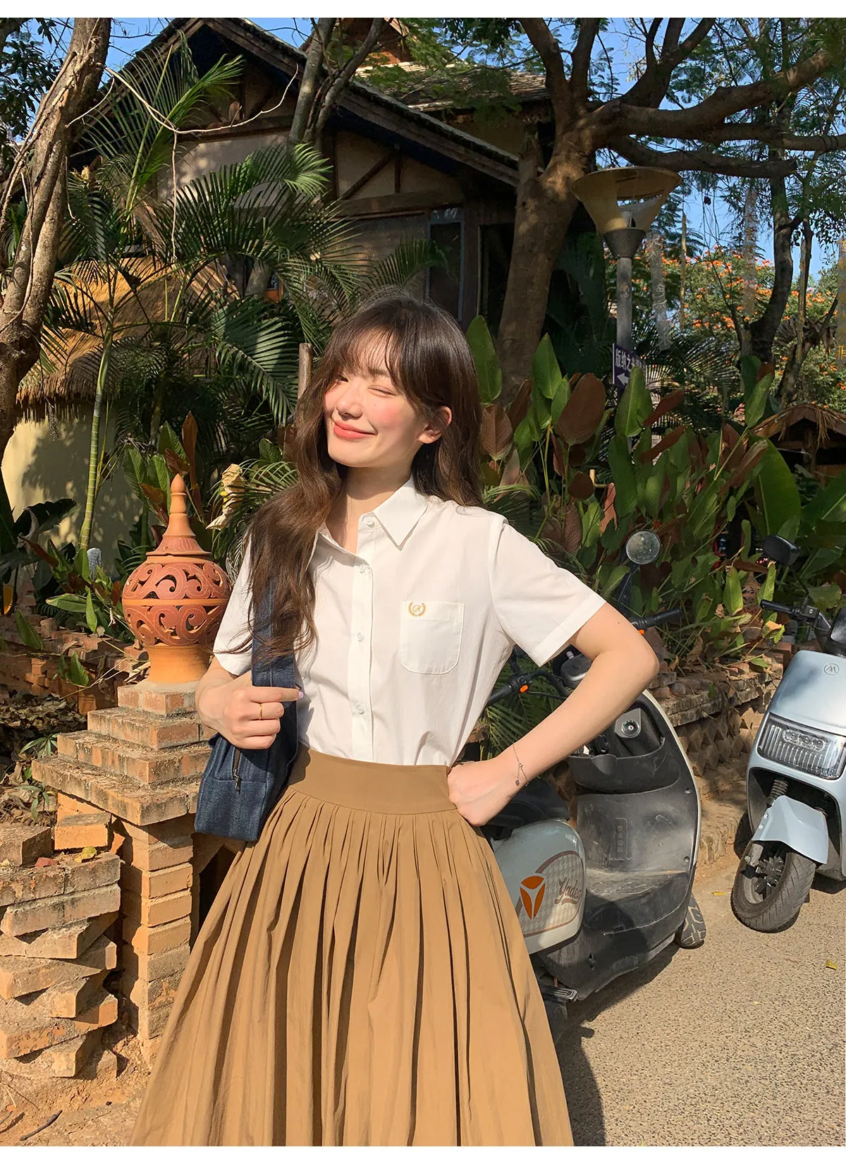 Pleated A-line skirt