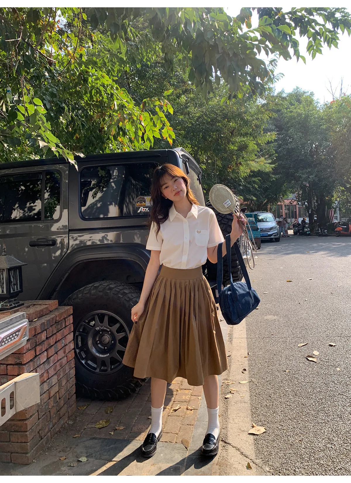 Pleated A-line skirt