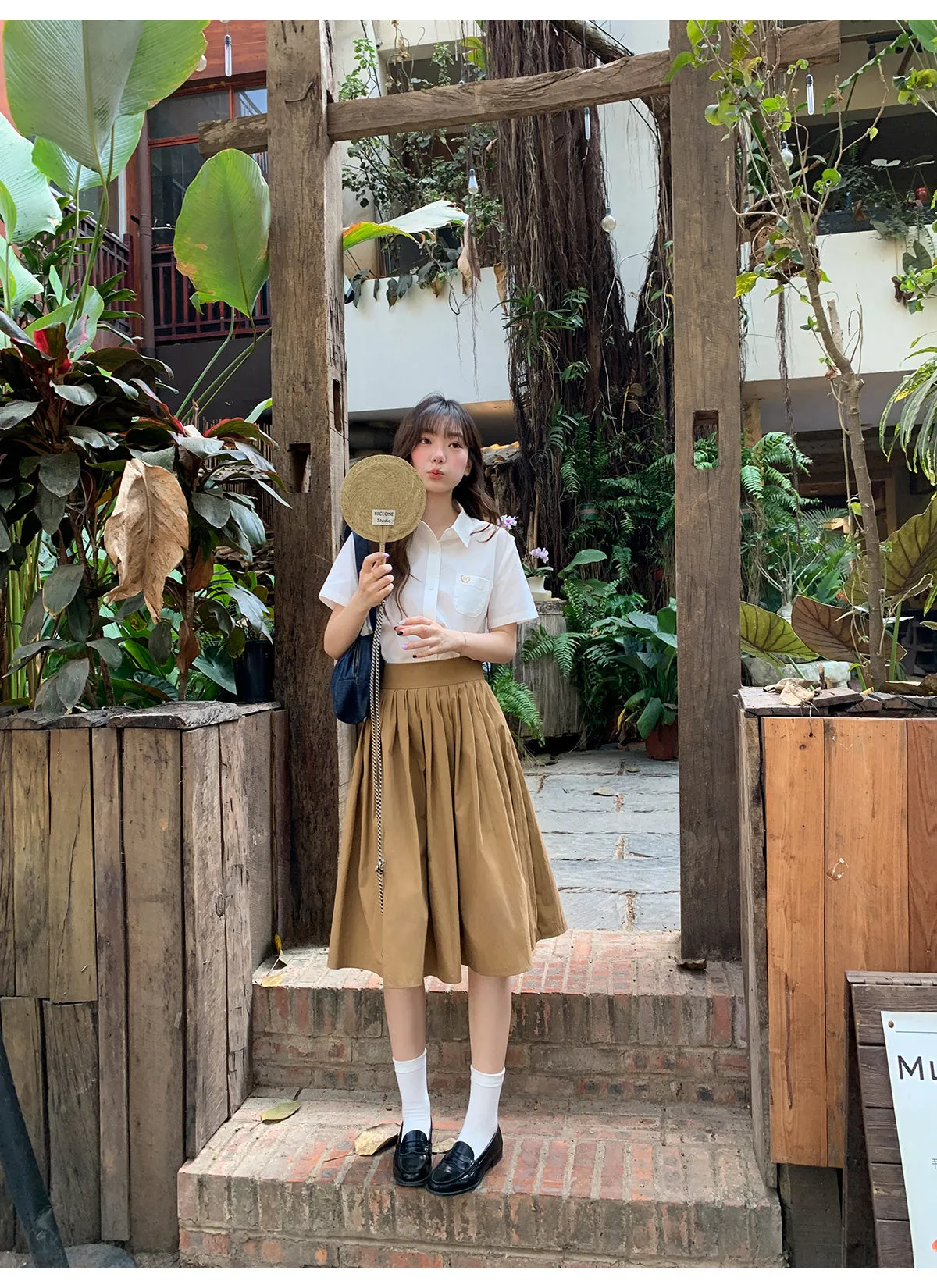 Pleated A-line skirt