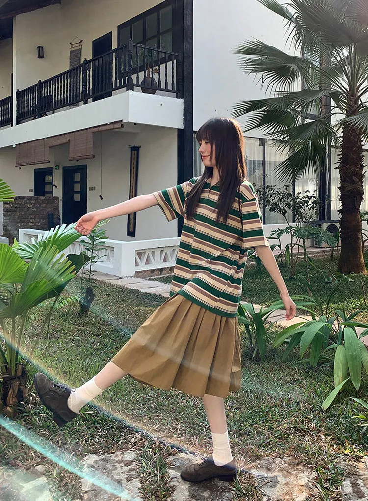 Pleated A-line skirt