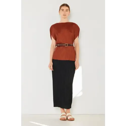 Pleated Midi Pencil Skirt