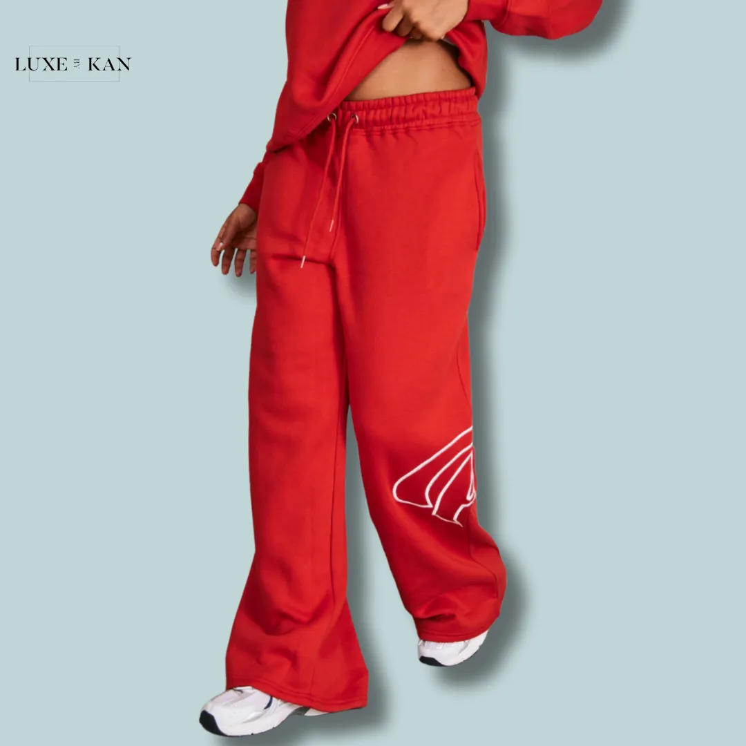 PRETTYLITTLETHING Logo Embroidered Straight Leg Split Hem Joggers