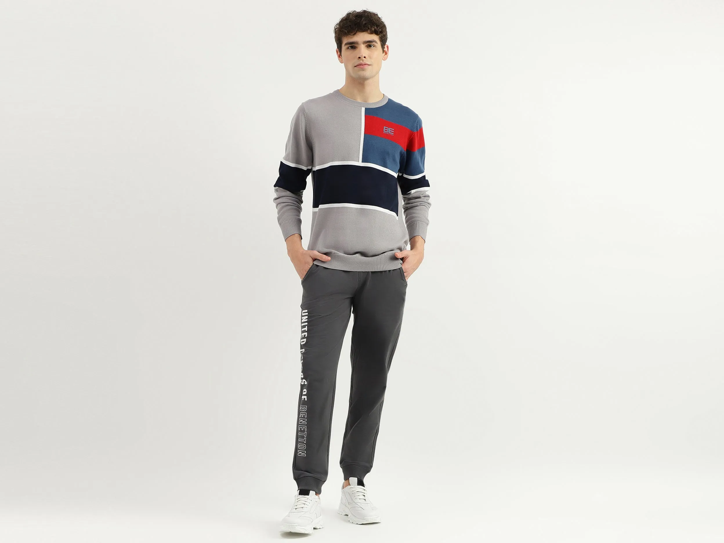 Printed Mid Rise Regular Fit Joggers