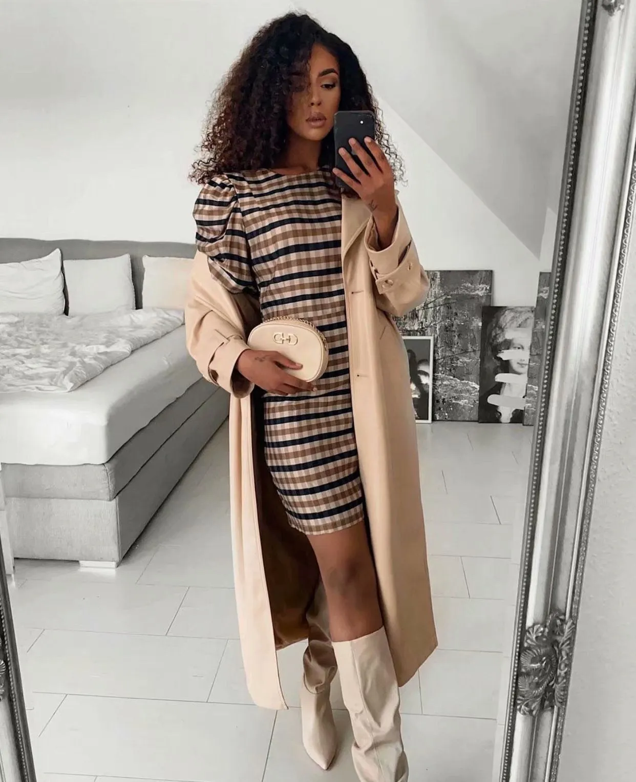 Puff Sleeve Round Neck Grid Bodycon Mini Dresses