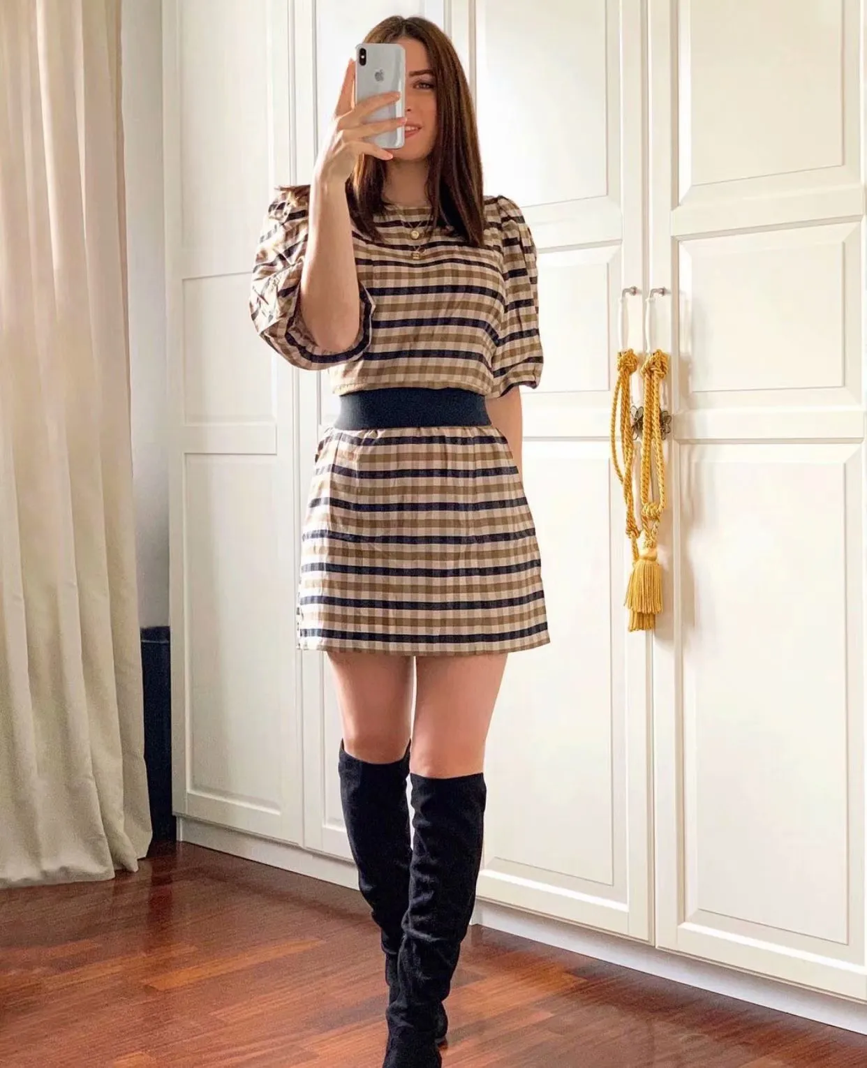 Puff Sleeve Round Neck Grid Bodycon Mini Dresses