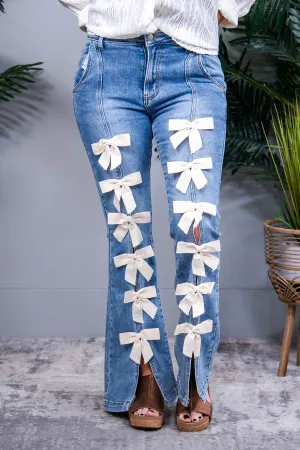 Put A Bow On It Medium Denim/Off White Bow Jeans - K1283DN