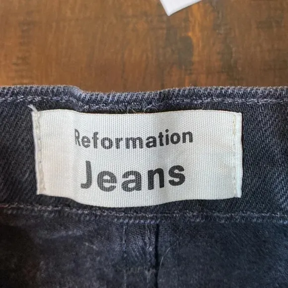 Reformation Dixie High-Rise Jean Shorts Black Raw Hem Denim Size 27