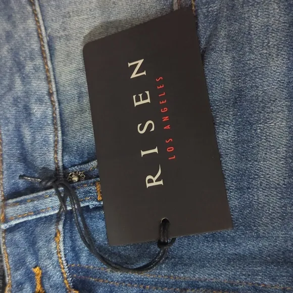RISEN HIGH WAISTED TURN BACK CUFF/UNCUFFED STRAIGHT JEANS SIZE 29/9