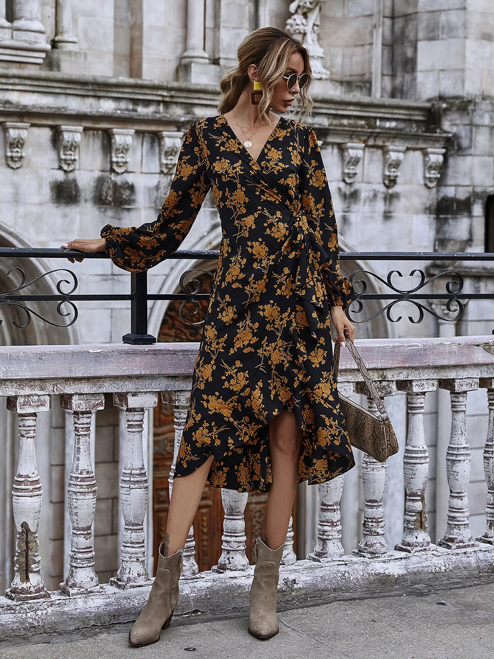 Ruffled V-neck Floral Puff Sleeve Midi Dresses