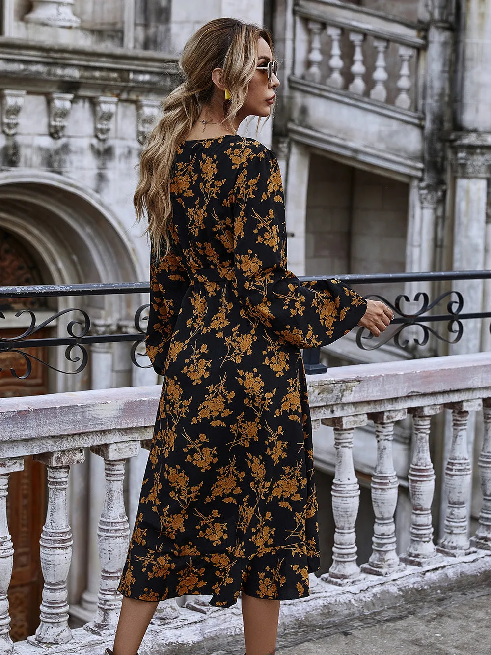 Ruffled V-neck Floral Puff Sleeve Midi Dresses