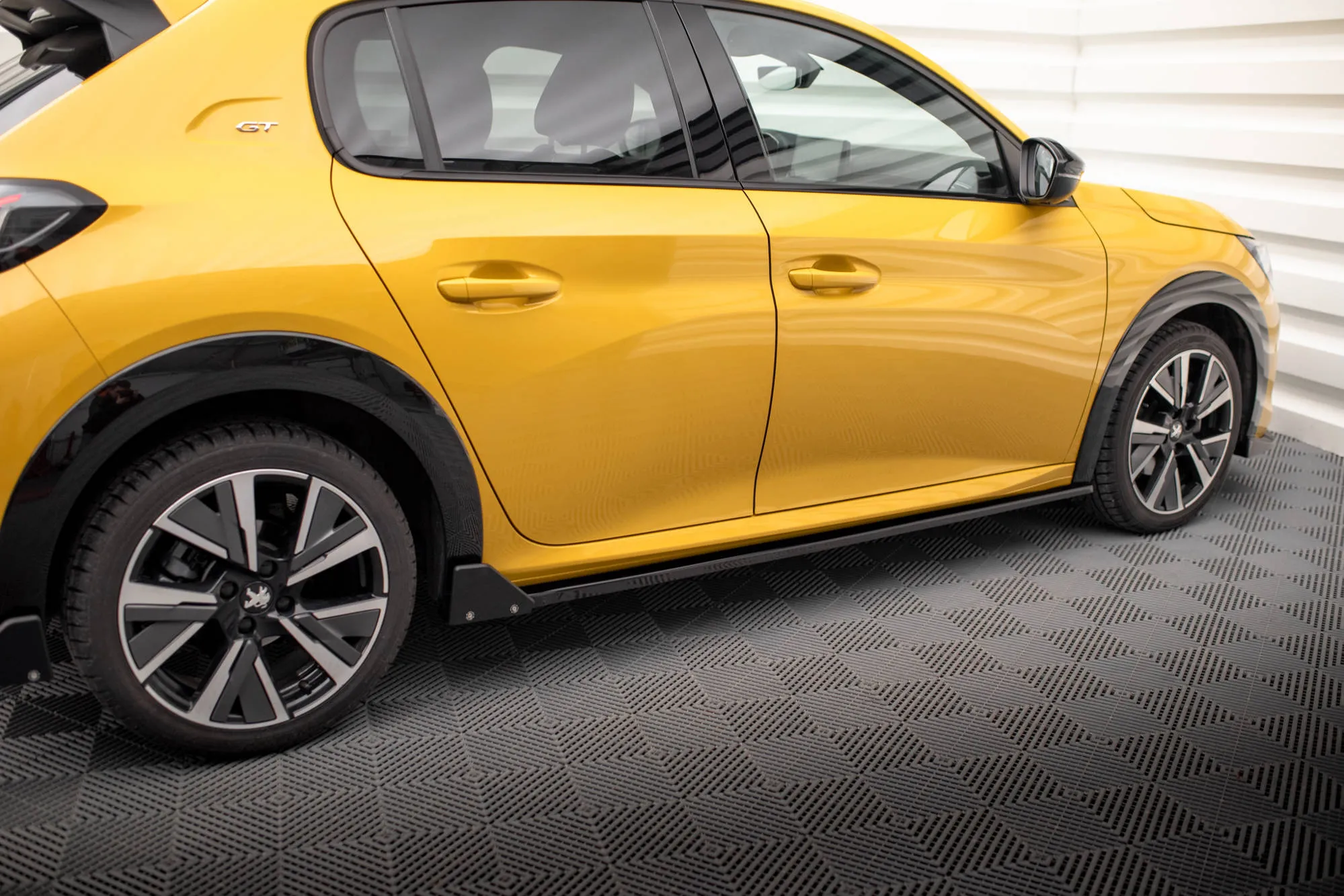 Side Skirts Diffusers   Flaps Peugeot 208 GT Mk2